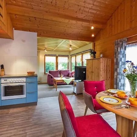 بيت للعطل Log Cabins Klockenhagen, Klockenhagen *