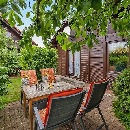 Log Cabins Klockenhagen, Klockenhagen بيت للعطل